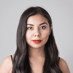 Frida Medrano portrait